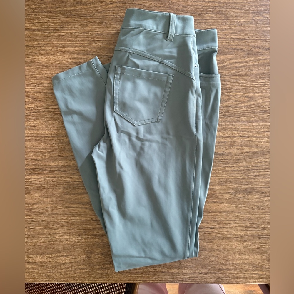 Lululemon Women's Greenish/Gray workpant